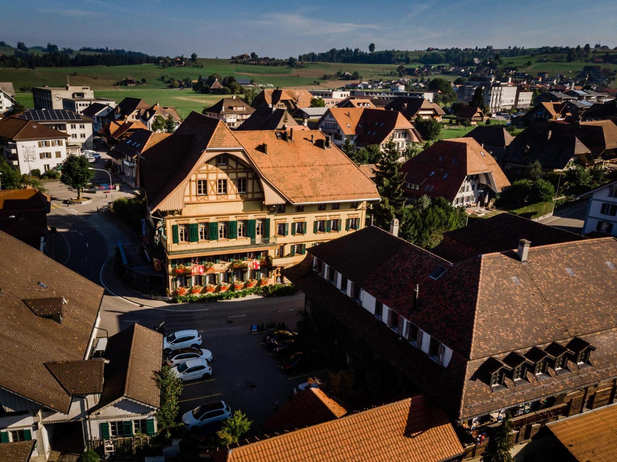 Hotel Baeren Sumiswald Exterior photo